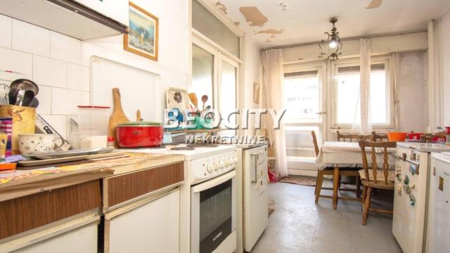 Stan, Dvosoban, Prodaja, 58m2, Blok 70 (kineski tržni centar), Novi Beograd, Jurija Gagarina