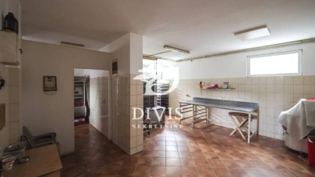 Kuća, Petosoban i veći, Prodaja, 338m2, Kamendinska