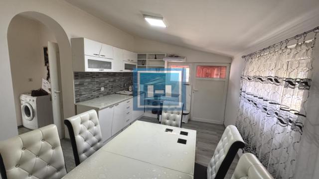 Stan, Trosoban, Prodaja, 70m2, Resavica (varošica), Okolno mesto, Despotovac
