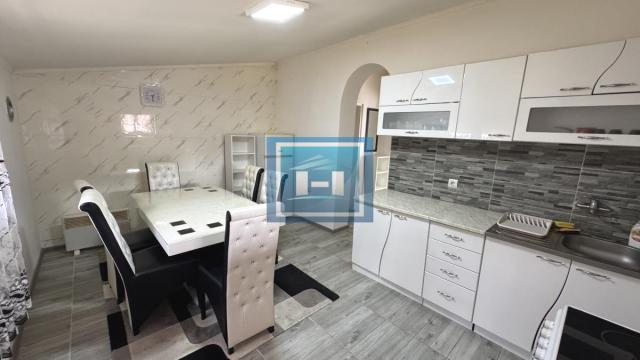 Stan, Trosoban, Prodaja, 70m2, Resavica (varošica), Okolno mesto, Despotovac
