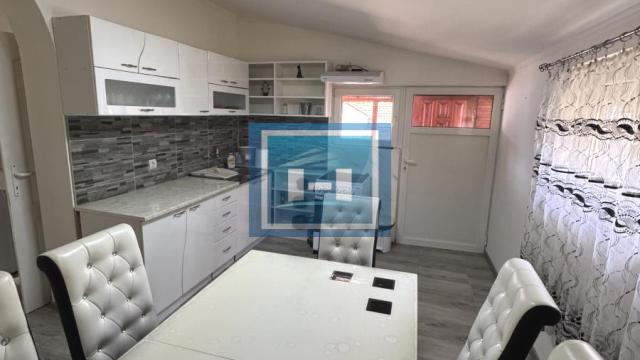 Stan, Trosoban, Prodaja, 70m2, Resavica (varošica), Okolno mesto, Despotovac
