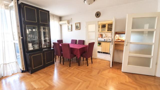 Stan, četvorosoban, Prodaja, 81m2, Botanička bašta, Palilula, Porecka