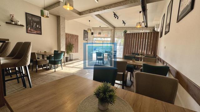 Poslovni prostor, Izdavanje, 84m2, Centar, Gradska lokacija, Ćuprija