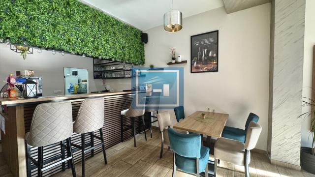 Poslovni prostor, Izdavanje, 84m2, Centar, Gradska lokacija, Ćuprija
