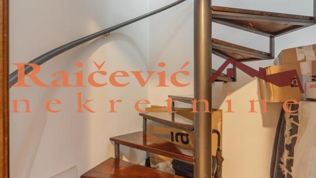 Stan, Dvosoban, Prodaja, 51m2, Gornji grad, Zemun, Medlinska