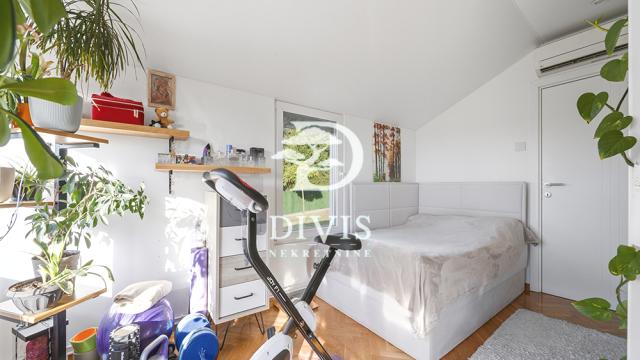 Kuća, Trosoban, Prodaja, 164m2, Bulevar patrijarha Germana
