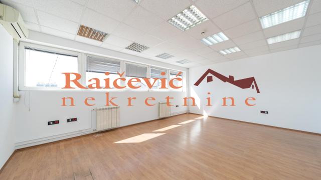 Poslovni prostor, Izdavanje, 216m2, Gornji grad, Zemun, Cara Dusana