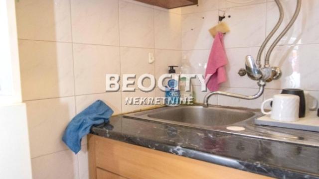 Poslovni prostor, Jednosoban, Izdavanje, 27m2, Slavija, Vračar, Katićeva