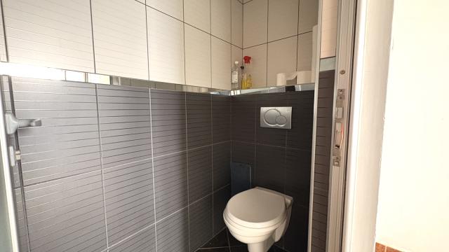 Poslovni prostor, Jednosoban, Izdavanje, 31m2, Bulevar Mihajla Pupina