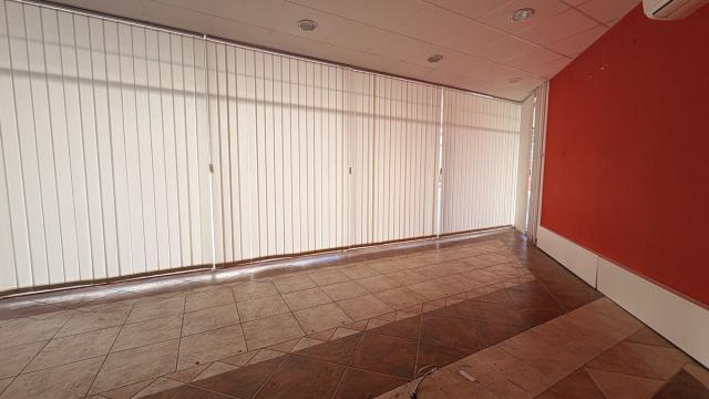 Poslovni prostor, Jednosoban, Izdavanje, 31m2, Bulevar Mihajla Pupina