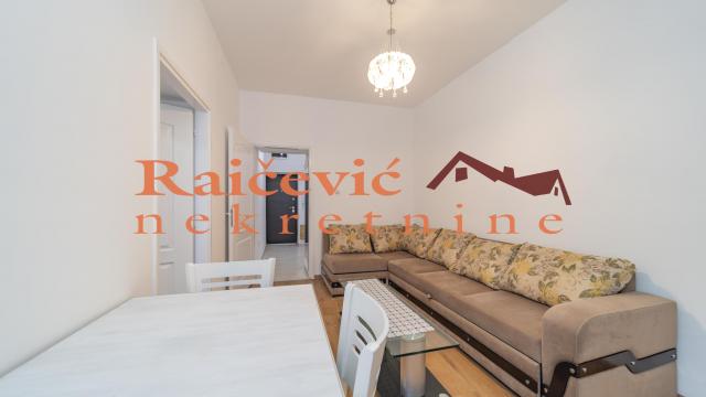 Stan, Jednoiposoban, Prodaja, 27m2, Hram svetog Save, Vračar, Sokolska