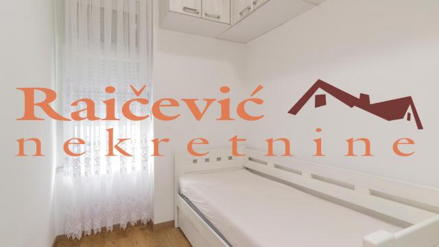 Stan, Jednoiposoban, Prodaja, 27m2, Hram svetog Save, Vračar, Sokolska
