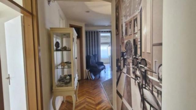 Poslovni prostor, četvorosoban, Prodaja, 123m2, Centar, Gradska lokacija, Gradsko šetalište