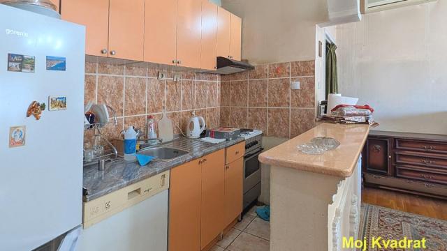 Stan, Trosoban, Prodaja, 69m2, Crveni krst, Vračar, Sazonova