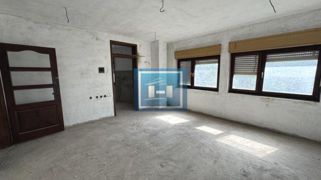Poslovni prostor, Prodaja, 250m2, Supska, Okolno mesto, Ćuprija