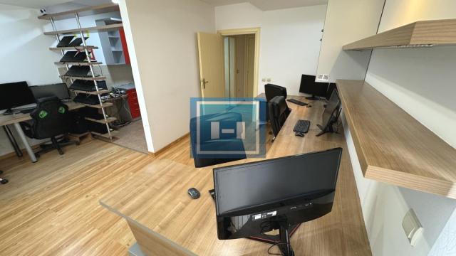 Poslovni prostor, Jednosoban, Izdavanje, 46m2, Centar, Gradska lokacija, Jagodina