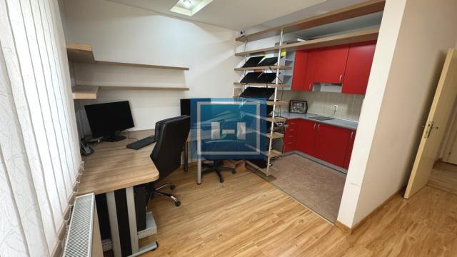 Poslovni prostor, Jednosoban, Izdavanje, 46m2, Centar, Gradska lokacija, Jagodina