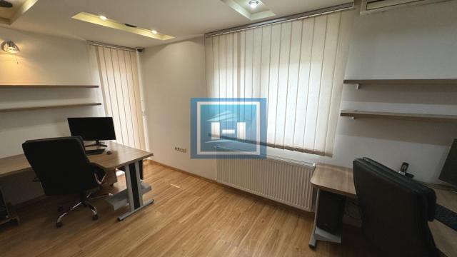 Poslovni prostor, Jednosoban, Izdavanje, 46m2, Centar, Gradska lokacija, Jagodina