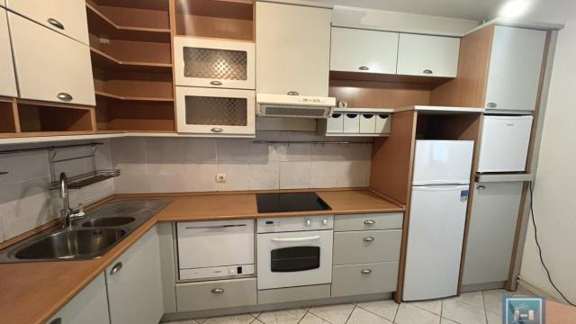 Stan, četvorosoban, Prodaja, 105m2, Centar, Gradska lokacija, Jagodina
