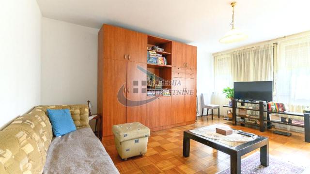 Stan, Dvosoban, Prodaja, 71m2, Konjarnika (Voždovački deo), Voždovac, Glasinačka