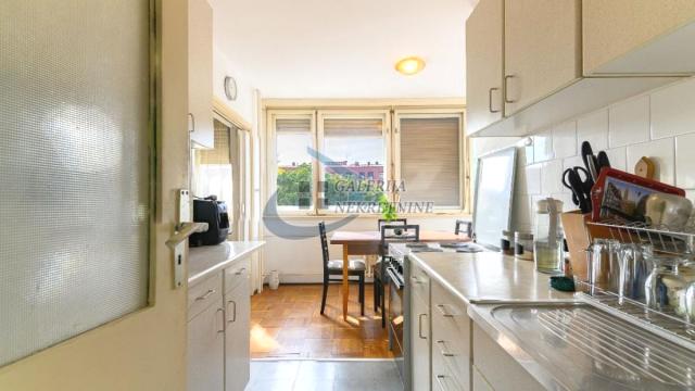 Stan, Dvosoban, Prodaja, 71m2, Konjarnika (Voždovački deo), Voždovac, Glasinačka