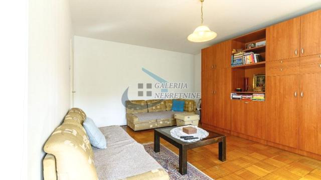 Stan, Dvosoban, Prodaja, 71m2, Konjarnika (Voždovački deo), Voždovac, Glasinačka