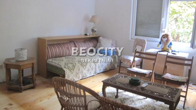 Stan, Jednosoban, Prodaja, 30m2, Senjak, Savski venac, Savski venac, Senjak, , 1.0, 30m2 stara vila,ograd