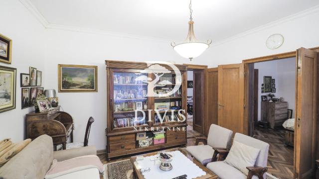 Stan, Trosoban, Prodaja, 79m2, Resavska