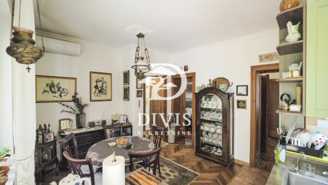Stan, Trosoban, Prodaja, 79m2, Resavska
