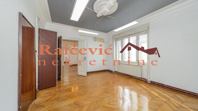 Stan, Izdavanje, 150m2, Centar, Stari grad, Marsala Birjuzova