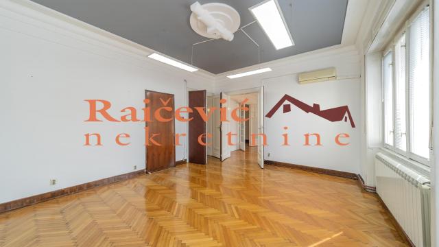 Stan, Izdavanje, 150m2, Centar, Stari grad, Marsala Birjuzova