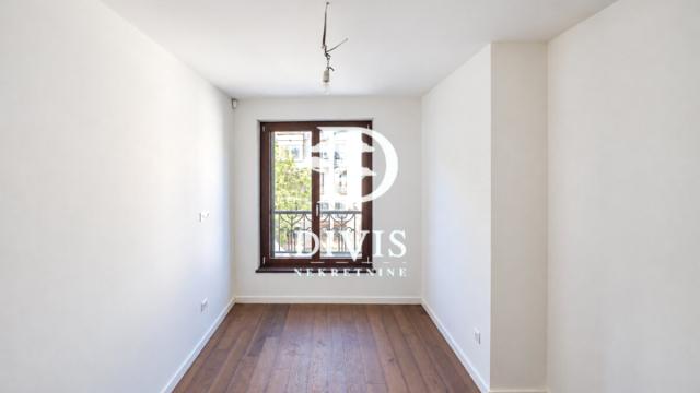 Stan, Trosoban, Prodaja, 130m2, Beogradska