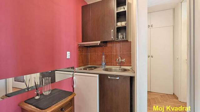 Stan, Dvosoban, Prodaja, 42m2, Centar, Savski venac, Kraljice Natalije