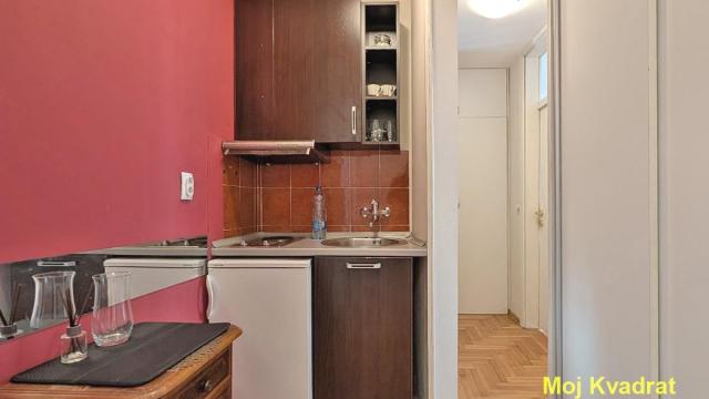 Stan, Dvosoban, Prodaja, 42m2, Centar, Savski venac, Kraljice Natalije