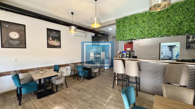 Poslovni prostor, Prodaja, 84m2, Centar, Gradska lokacija, Ćuprija