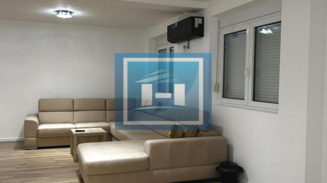 Stan, Dvosoban, Izdavanje, 130m2, Gloždak, Gradska lokacija, Paraćin