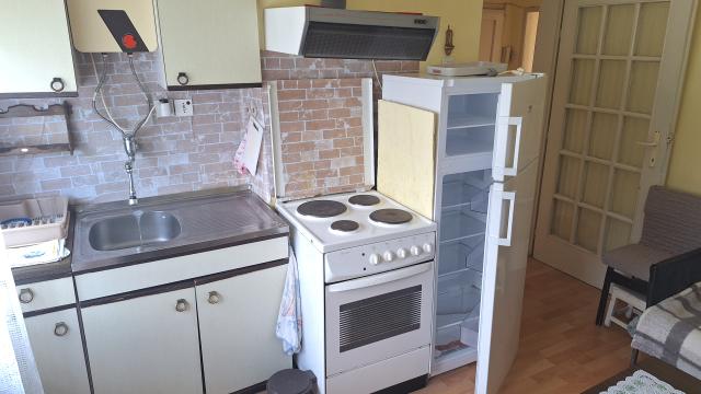 Stan, Dvosoban, Izdavanje, 52m2, Dušanova