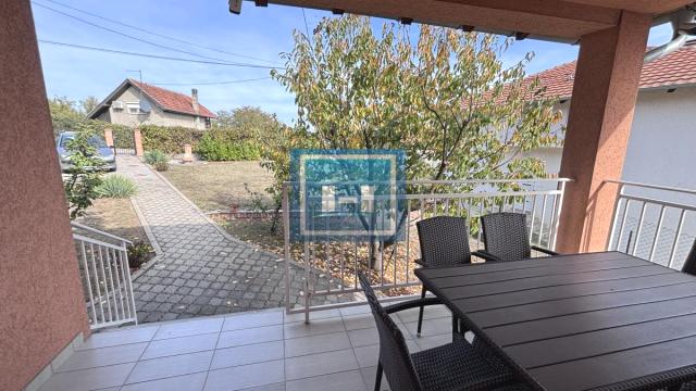 Kuća, Trosoban, Prodaja, 140m2, Djurdjevo brdo, Gradska lokacija, Jagodina