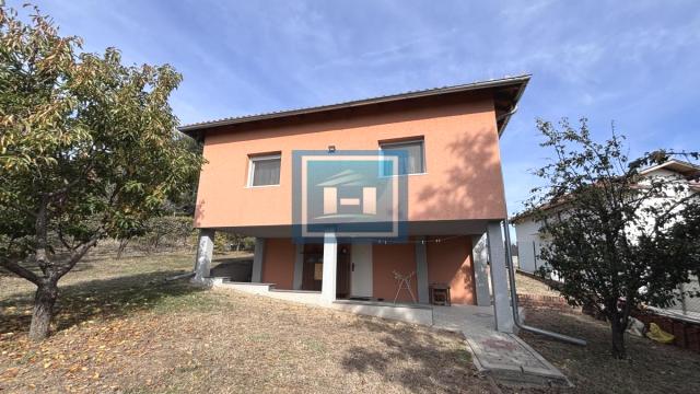 Kuća, Trosoban, Prodaja, 140m2, Djurdjevo brdo, Gradska lokacija, Jagodina