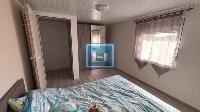 Kuća, Trosoban, Prodaja, 140m2, Djurdjevo brdo, Gradska lokacija, Jagodina