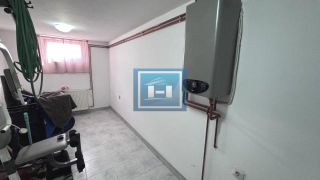 Kuća, Trosoban, Prodaja, 140m2, Djurdjevo brdo, Gradska lokacija, Jagodina
