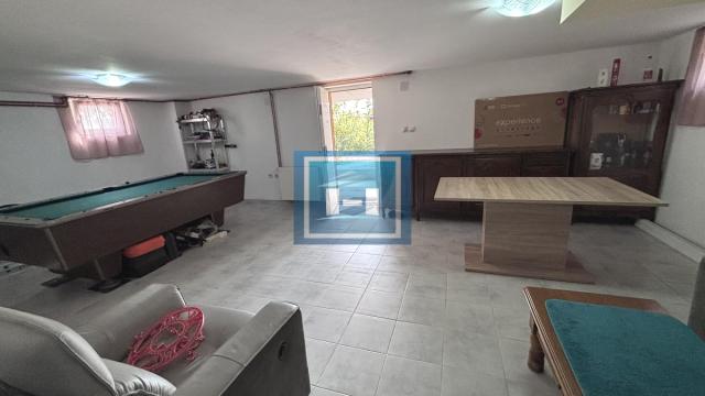 Kuća, Trosoban, Prodaja, 140m2, Djurdjevo brdo, Gradska lokacija, Jagodina
