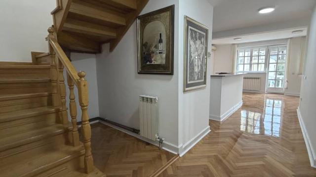 Stan, četvorosoban, Izdavanje, 122m2, Bulevar kneza Aleksandra Karađorđevića