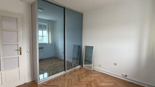 Stan, četvorosoban, Izdavanje, 122m2, Bulevar kneza Aleksandra Karađorđevića