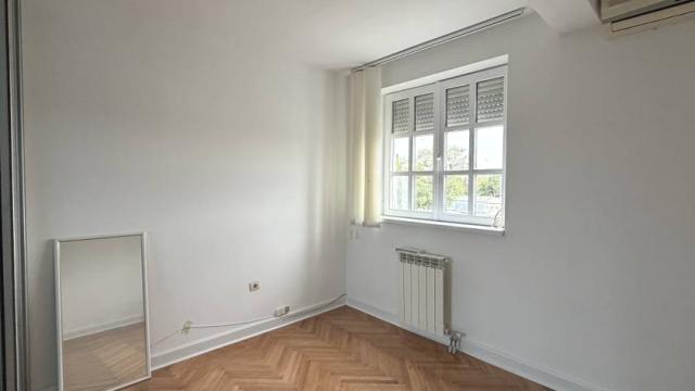 Stan, četvorosoban, Izdavanje, 122m2, Bulevar kneza Aleksandra Karađorđevića