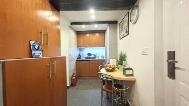 Stan, Jednoiposoban, Izdavanje, 33m2, Zmaj Jovina