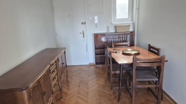 Stan, Trosoban, Izdavanje, 67m2, Pariske Komune
