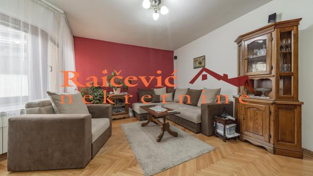 Kuća, četvorosoban, Prodaja, 85m2, Dorćol, Stari grad, Dobracina