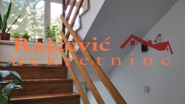Kuća, Petosoban, Prodaja, 200m2, Ripanj, Voždovac, Put za Petrino brdo