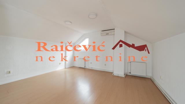 Stan, četvorosoban, Izdavanje, 176m2, Autokomanda, Voždovac, Esad Pasina